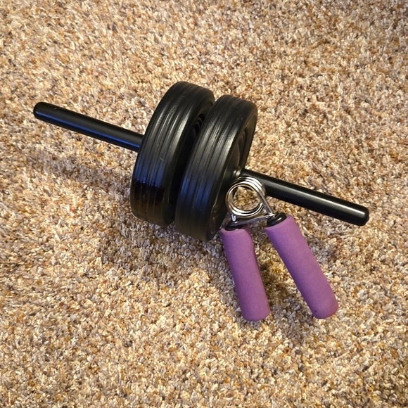 Wheel & Hand Strengthener - Picture 7 of 7